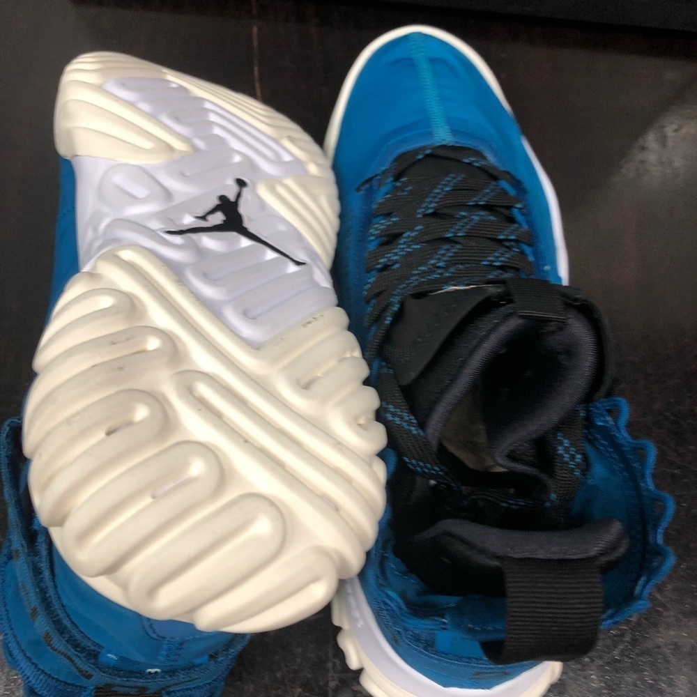 Sz 8 JORDAN PROTO REACT 'GREEN ABYSS' - Picture 11 of 11
